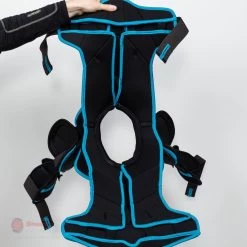 TRUE AX7 Senior Hockey Shoulder Pads 22 TRUE AX7 Senior Hockey Shoulder Pads -Hockey Shop true shoulder pads true ax7 senior hockey shoulder pads l 14355656179778