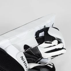 Vaughn Ventus SLR3 Youth Goalie Blocker 23 Vaughn Ventus SLR3 Youth Goalie Blocker -Hockey Shop vaughn blockers vaughn ventus slr3 youth goalie blocker 29106316673090