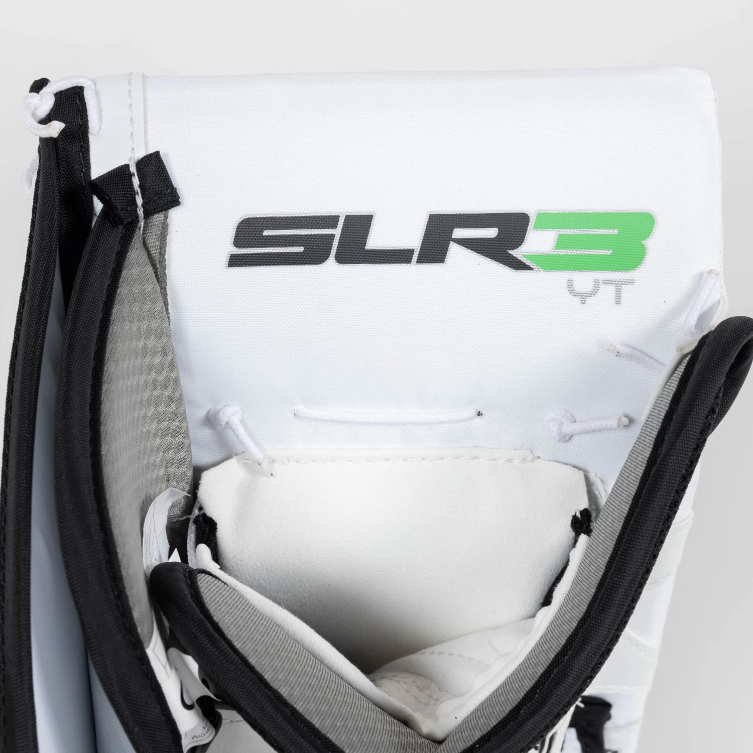 Vaughn Ventus SLR3 Youth Goalie Blocker 5 Vaughn Ventus SLR3 Youth Goalie Blocker - Image 5