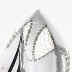 Vaughn Velocity Pro V Elite 2 Pro Carbon Senior Goalie Catcher 15 Vaughn Velocity Pro V Elite 2 Pro Carbon Senior Goalie Catcher -Hockey Shop vaughn catchers vaughn velocity pro v elite 2 pro carbon senior goalie catcher 5670449905730