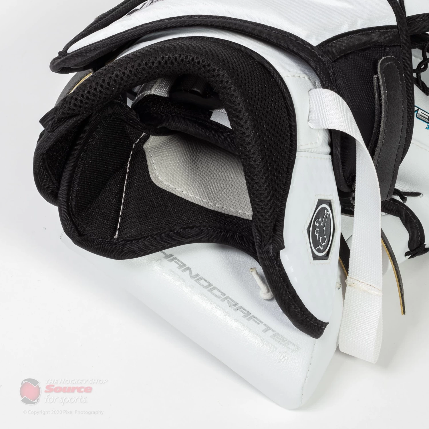 Vaughn Velocity V9 XP Pro Carbon Senior Goalie Catcher 10 Vaughn Velocity V9 XP Pro Carbon Senior Goalie Catcher - Image 10