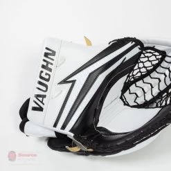 Vaughn Velocity V9 XP Pro Carbon Senior Goalie Catcher 19 Vaughn Velocity V9 XP Pro Carbon Senior Goalie Catcher -Hockey Shop vaughn catchers vaughn velocity v9 xp pro carbon senior goalie catcher 14508907692098
