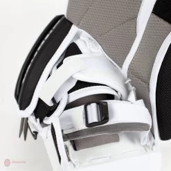 Vaughn Ventus SLR2-ST Junior Goalie Catcher 18 Vaughn Ventus SLR2-ST Junior Goalie Catcher -Hockey Shop vaughn catchers vaughn ventus slr2 st junior goalie catcher 5670466977858