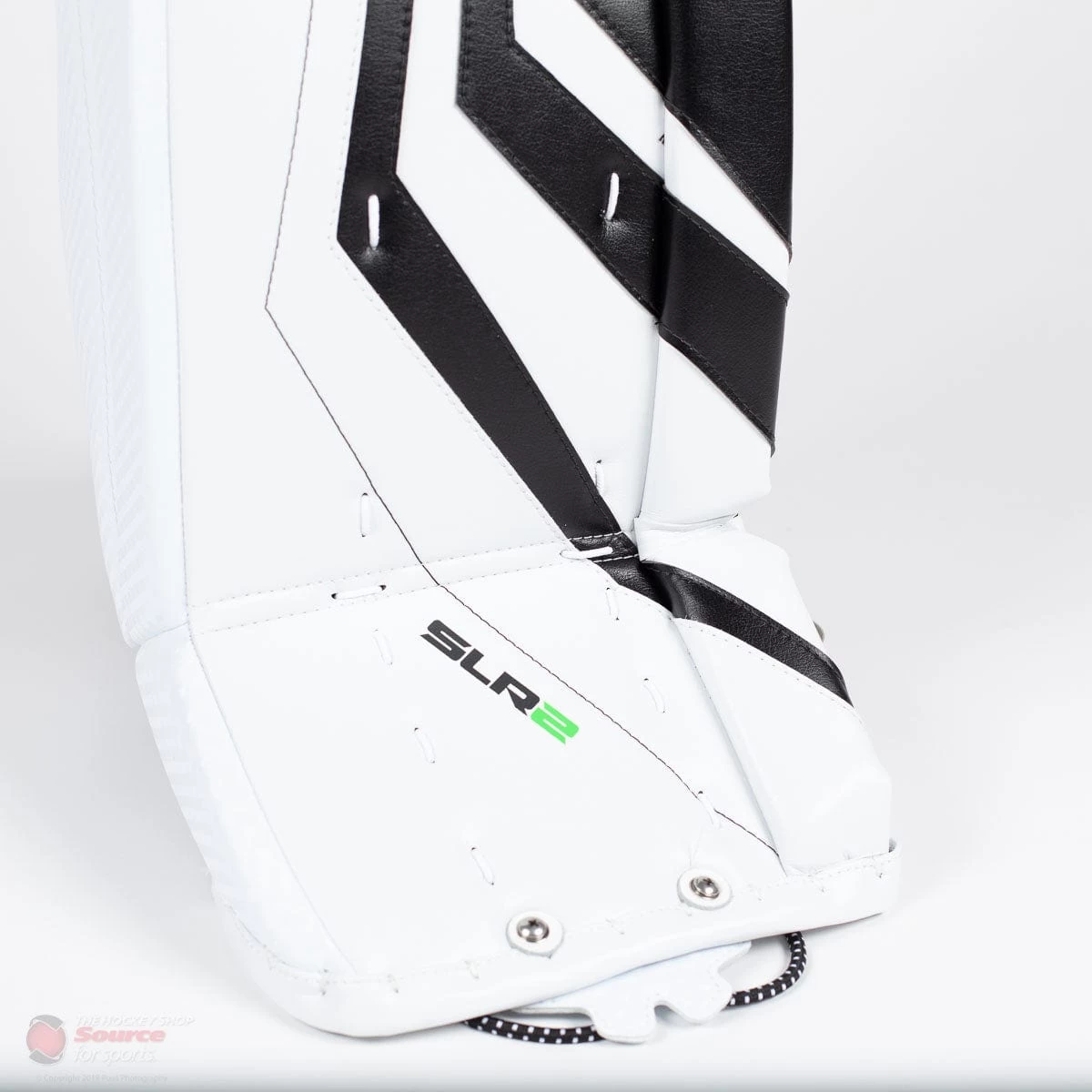 Vaughn Ventus SLR2 Intermediate Goalie Leg Pads 4 Vaughn Ventus SLR2 Intermediate Goalie Leg Pads - Image 4