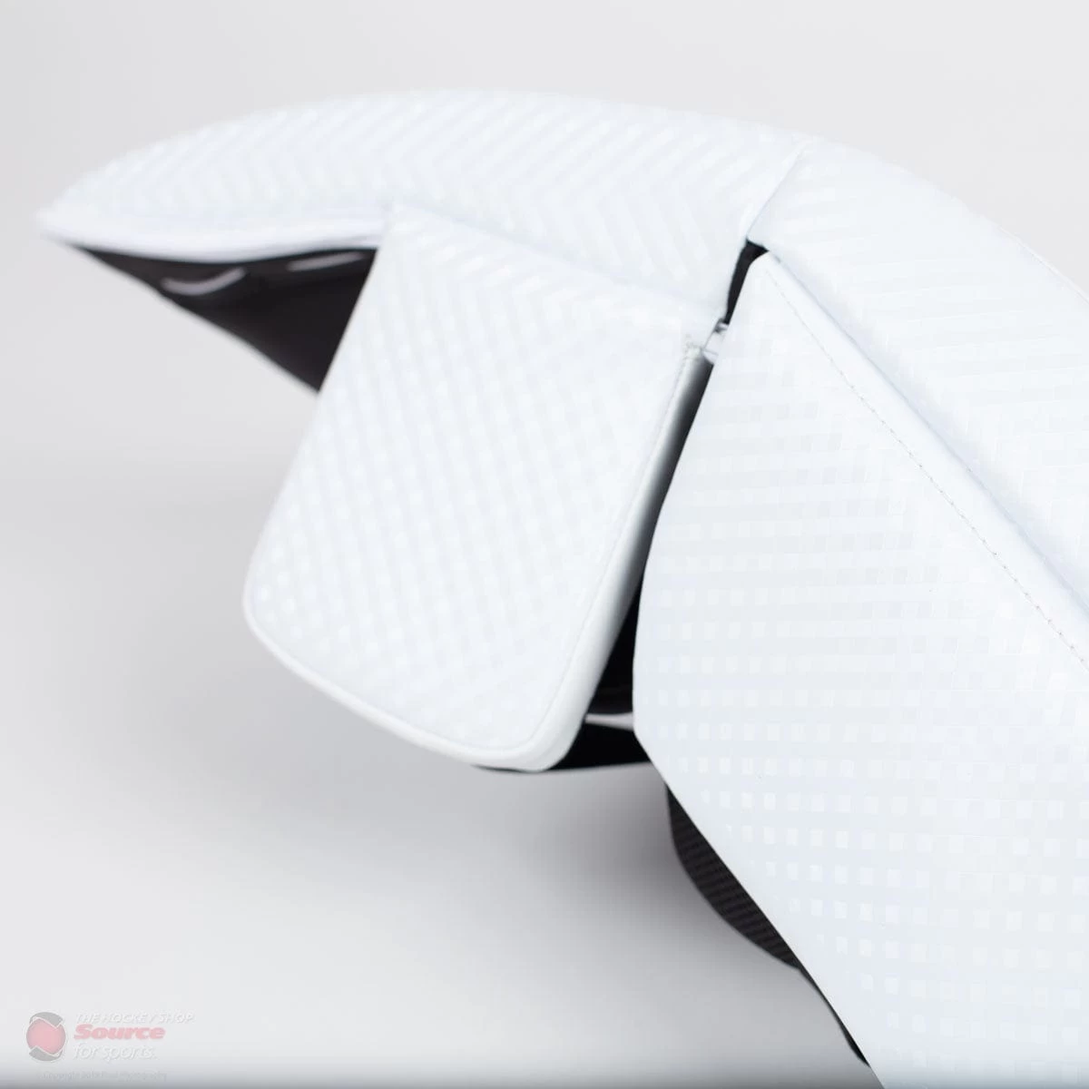 Vaughn Ventus SLR2 Youth Goalie Leg Pads 7 Vaughn Ventus SLR2 Youth Goalie Leg Pads - Image 7