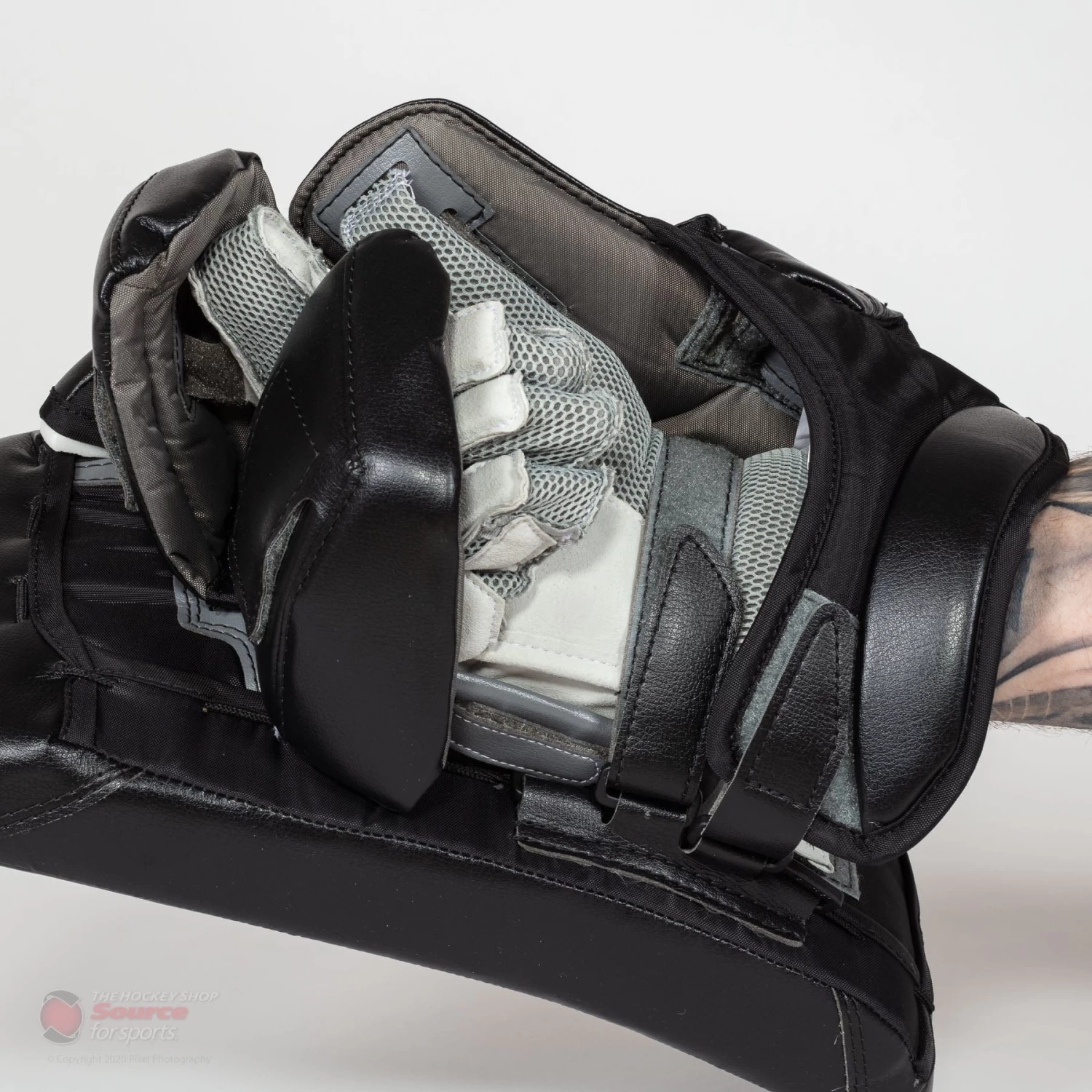 Warrior Ritual G5 Pro Senior Goalie Blocker 9 Warrior Ritual G5 Pro Senior Goalie Blocker - Image 9