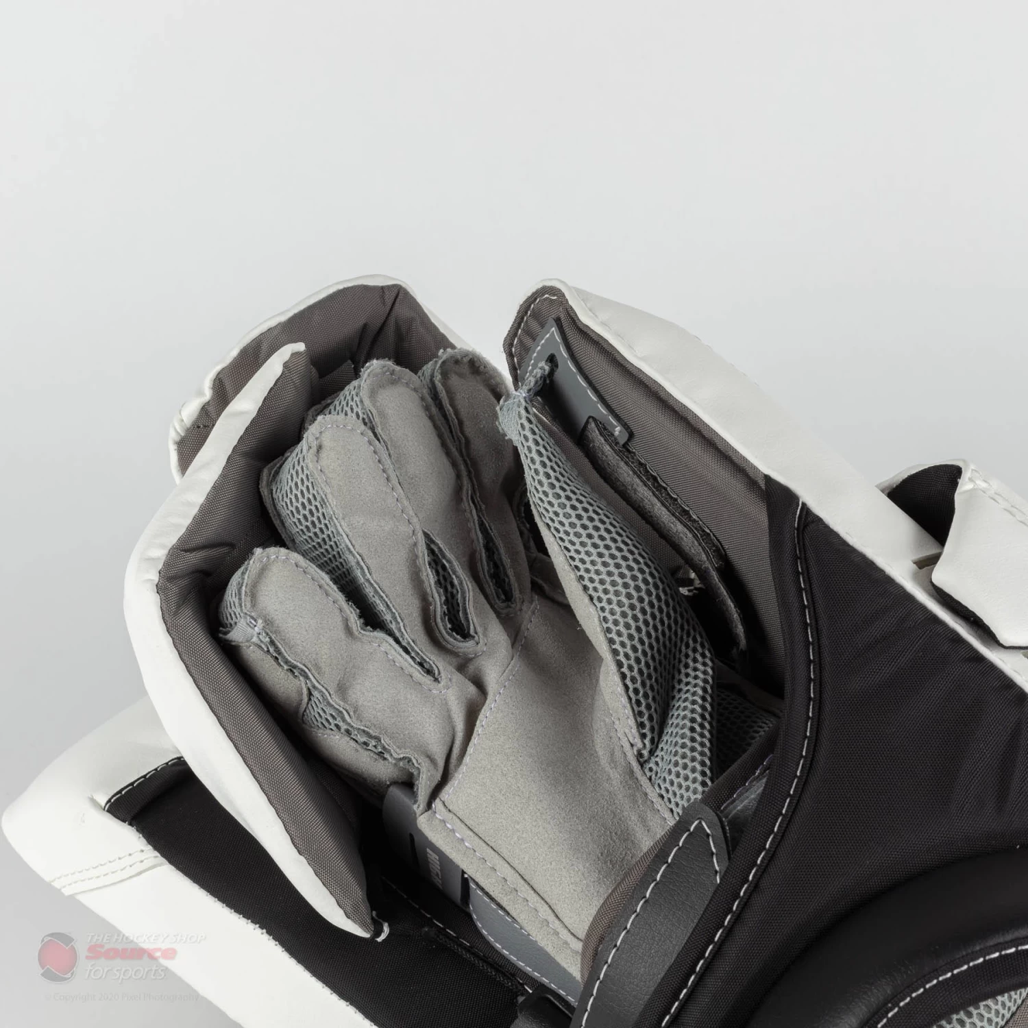 Warrior Ritual G5 SR+ Senior Goalie Blocker 5 Warrior Ritual G5 SR+ Senior Goalie Blocker - Image 5