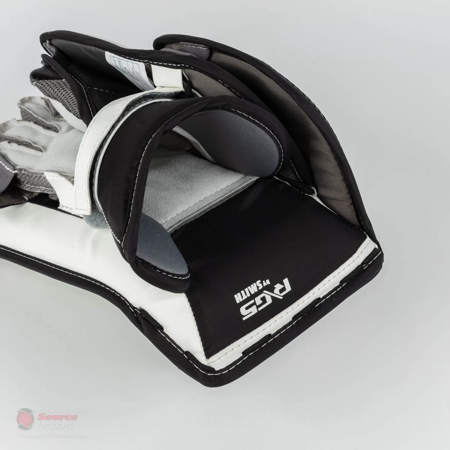 Warrior Ritual G5 Youth Goalie Blocker 7 Warrior Ritual G5 Youth Goalie Blocker - Image 7