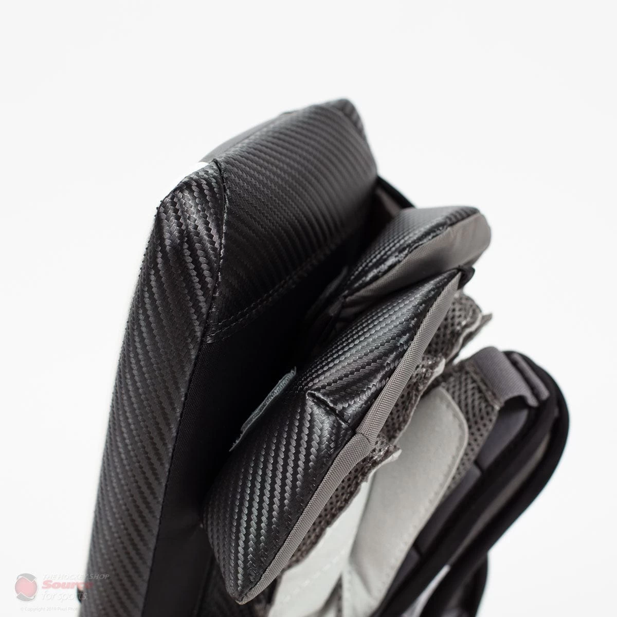 Warrior Ritual GT2 Junior Goalie Blocker - Source Exclusive 4 Warrior Ritual GT2 Junior Goalie Blocker - Source Exclusive - Image 4