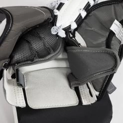 Warrior Ritual G6 E+ Junior Goalie Catcher 20 Warrior Ritual G6 E+ Junior Goalie Catcher -Hockey Shop warrior catchers warrior ritual g6 e junior goalie catcher 29106388566082