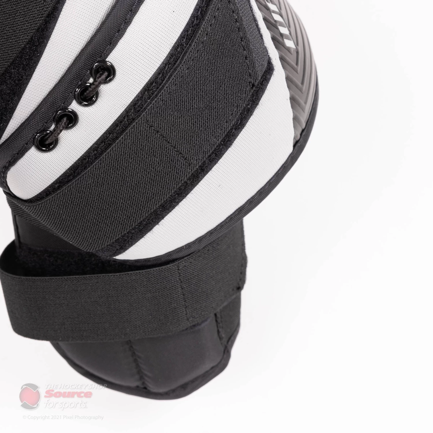 Warrior Ritual X3 Pro+ Senior Goalie Knee Pads 3 Warrior Ritual X3 Pro+ Senior Goalie Knee Pads - Image 3